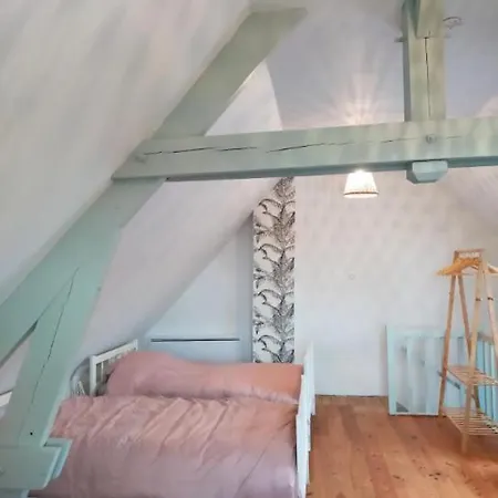 Flora Hébergement de vacances *